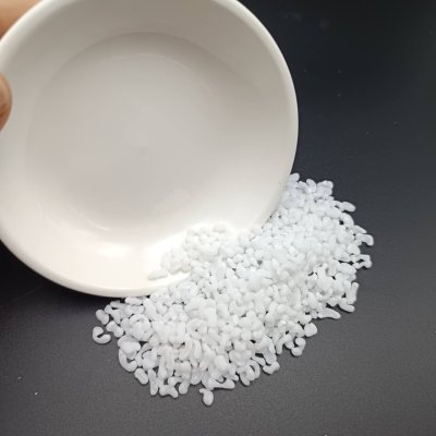 Sodium sulfate masterbatch