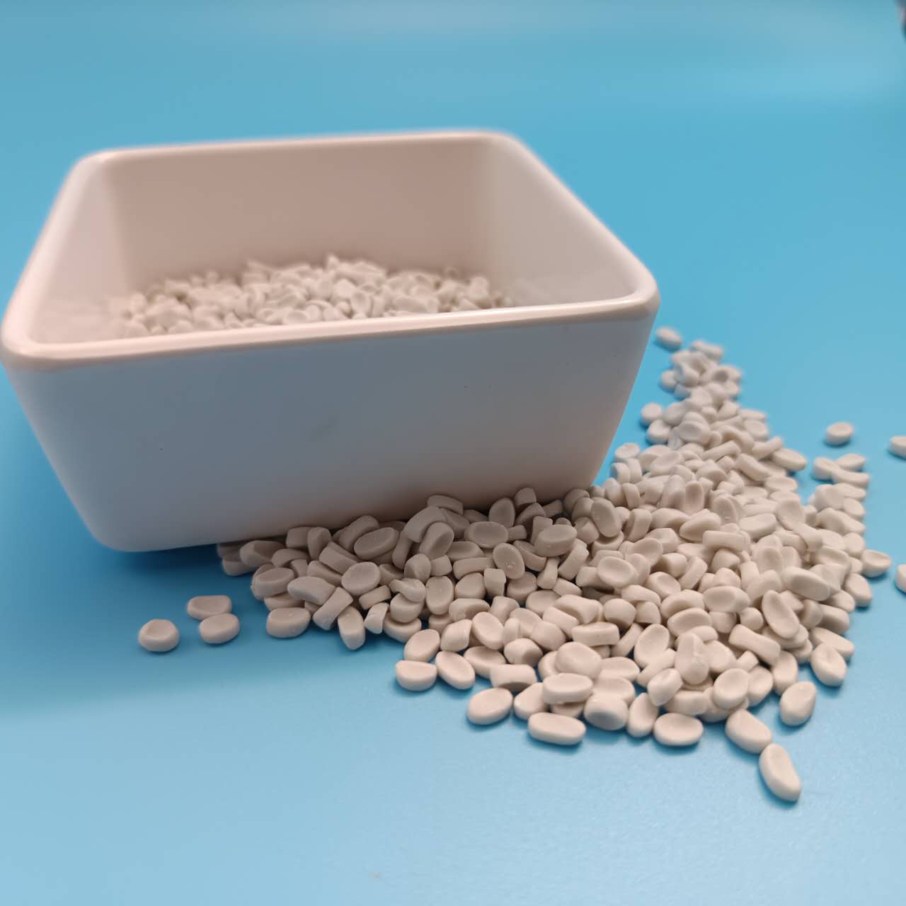 Calcium carbonate masterbatch