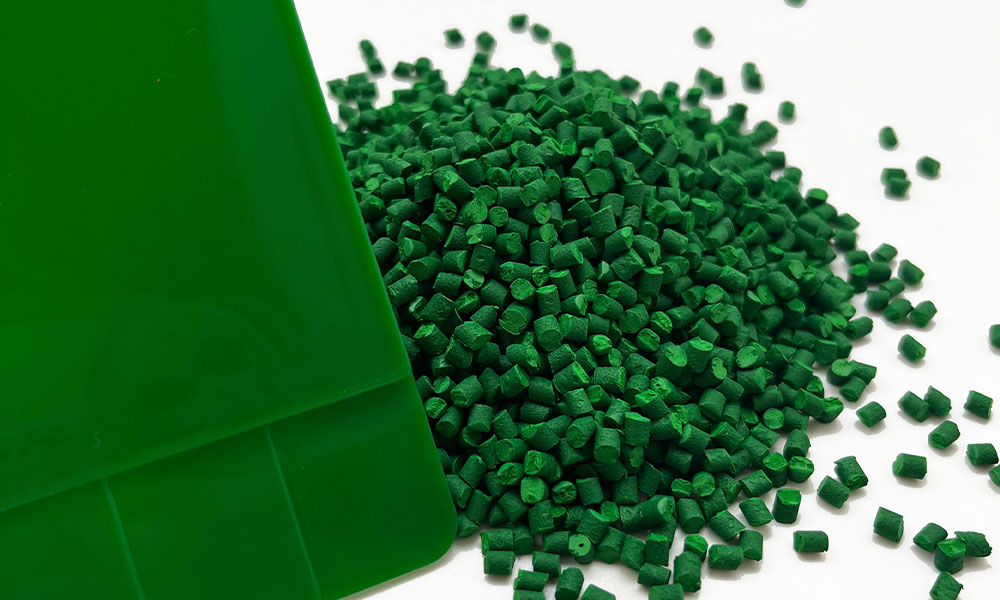 мастербатч зеленого цвета.jpg