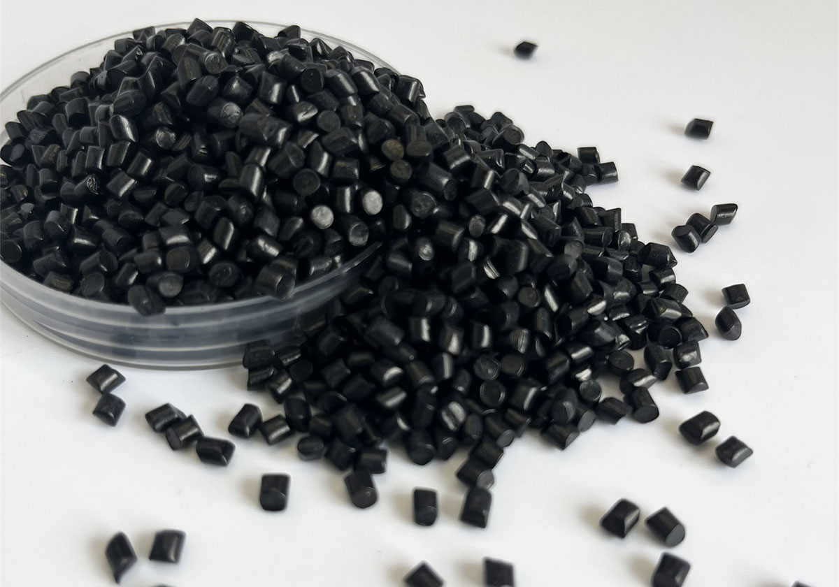 masterbatch negro.jpg