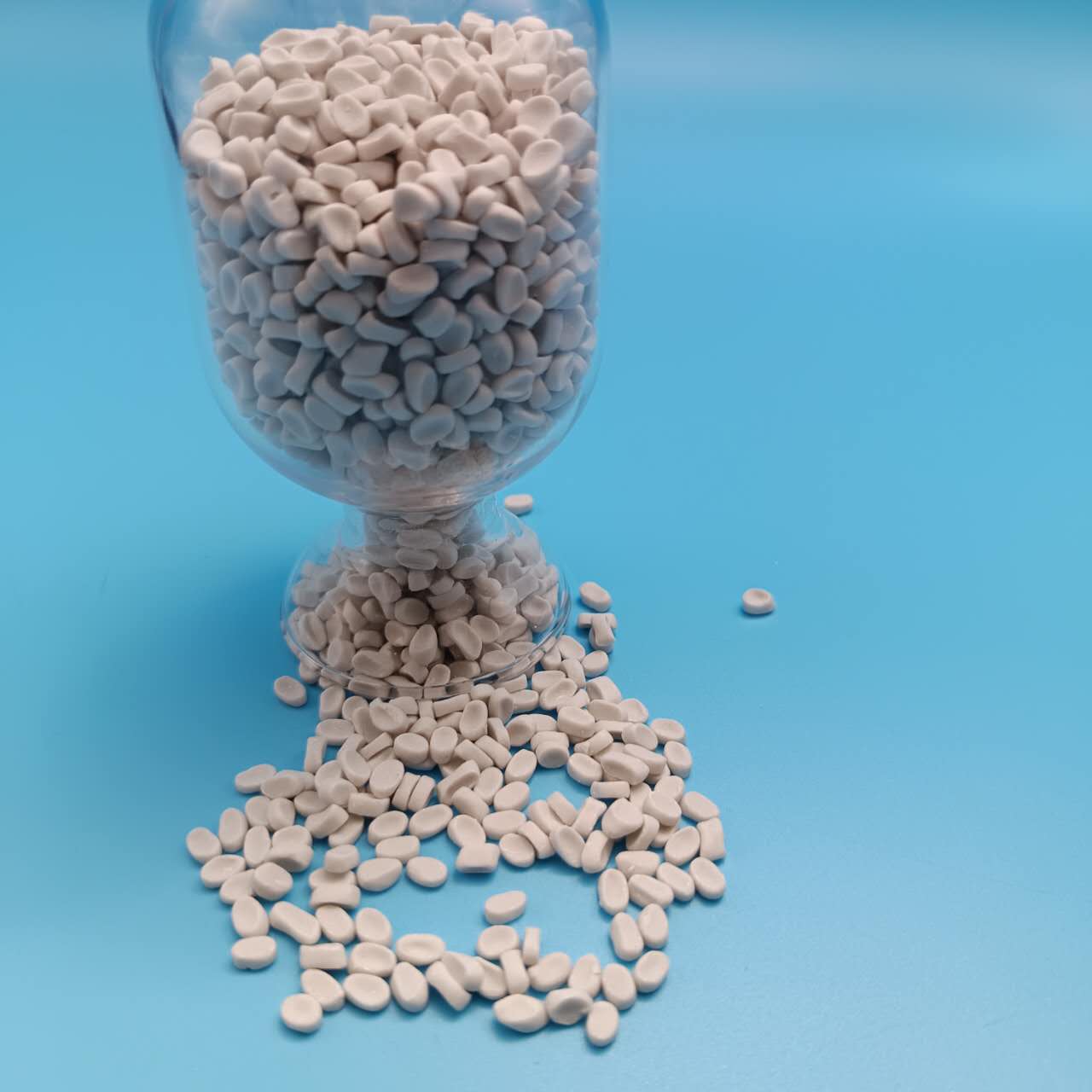 Masterbatch canxi cacbonat