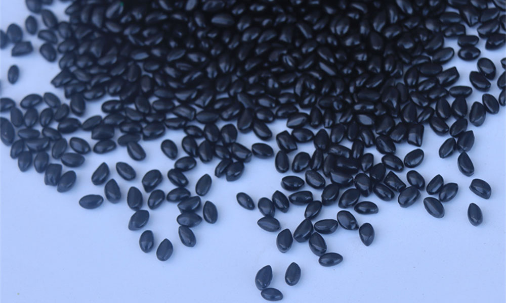 Plastic Masterbatch Black.jpg